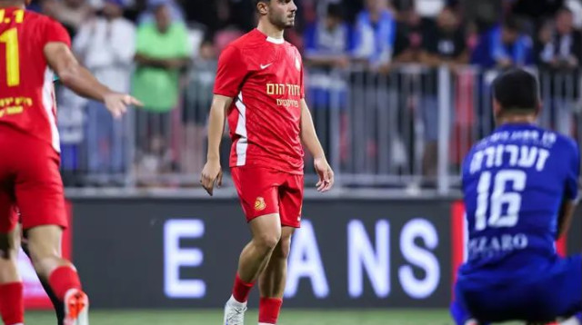 משהו השתנה. אורי עזו (צילום: מאור אלקסלסי)