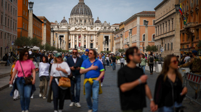 רומא ביום מותו של האפיפיור פרנציסקוס (צילום: רויטרס)