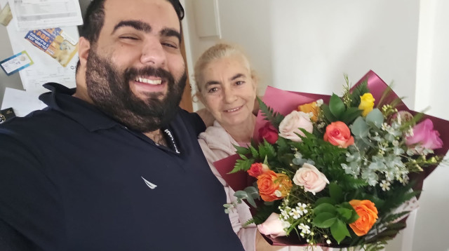 מור ג'נאשווילי ואימו (צילום: באדיבות המשפחה)