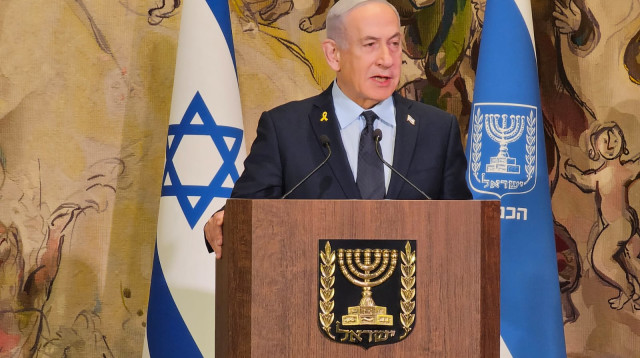 בנימין נתניהו בטקס "לכל איש יש שם" במשכן הכנסת (צילום: אברהם בלוך)