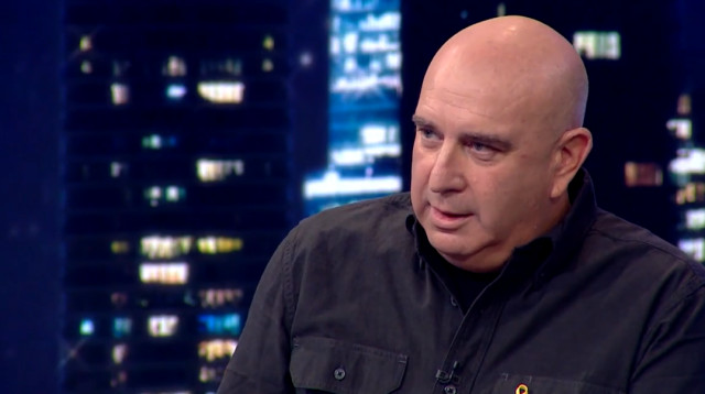 ניר דבורי, בתוכנית ״מה באמת קרה שם?" (צילום: באדיבות קשת 12)