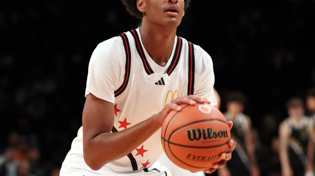 אלייז'ה ארינאס (צילום: GettyImages)