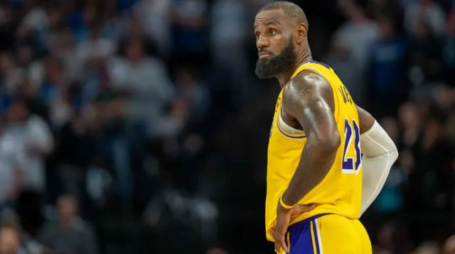 עדיין גדול. לברון (צילום: רויטרס)