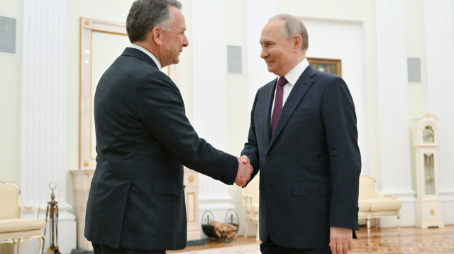 סטיב ויטקוף, ולדימיר פוטין (צילום: Sputnik/Kristina Kormilitsyna/Pool via REUTERS )