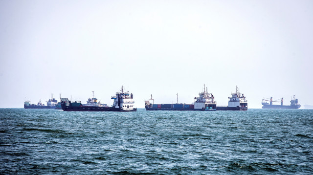 ספינות בנמל באיראן (צילום: Nazanin Tabatabaee/WANA (West Asia News Agency) via REUTERS)