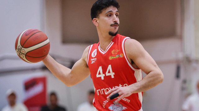 ניב משגב, הפועל גלבוע/גליל (צילום: מאור אלקסלסי)