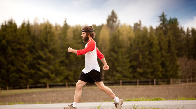 הליכה (צילום: אינגאימג')