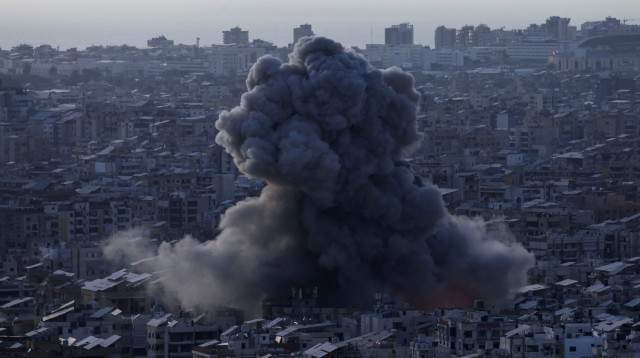 תקיפת ישראל בדאחייה בביירות. 27.4.25 (צילום: רויטרס)