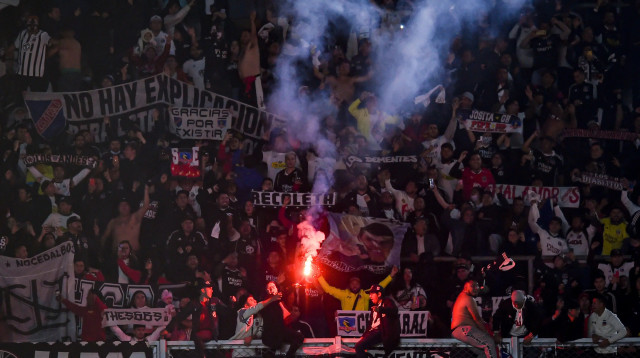 אוהדי קולו קולו (צילום: GettyImages, Marcelo Endelli)