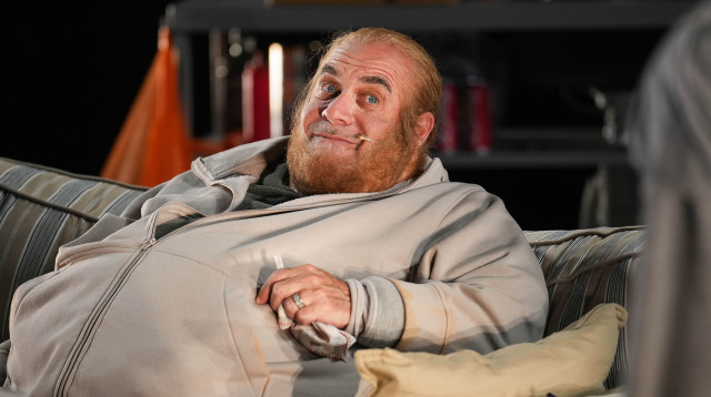 הלווייתן, הקאמרי (צילום: באדיבות תיאטרון הקאמרי)