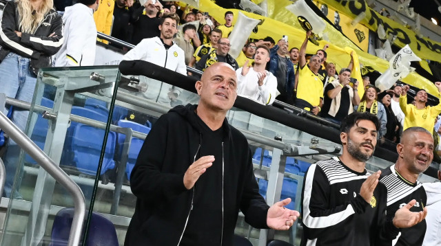 יוסי אבוקסיס, מאמן מכבי נתניה (צילום: ברני ארדוב)