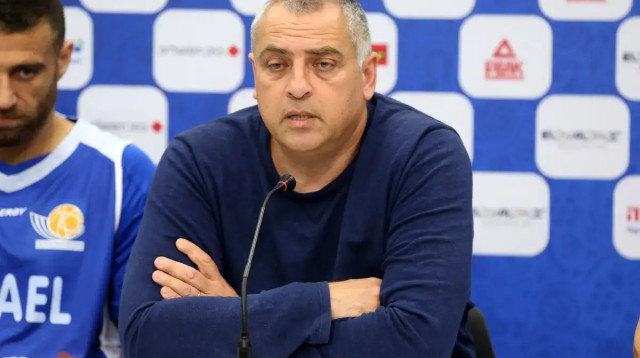 יו"ר הוועדה המקצועית של איגוד הכדורסל עמוס פרישמן (צילום: יוסי ציפקיס)