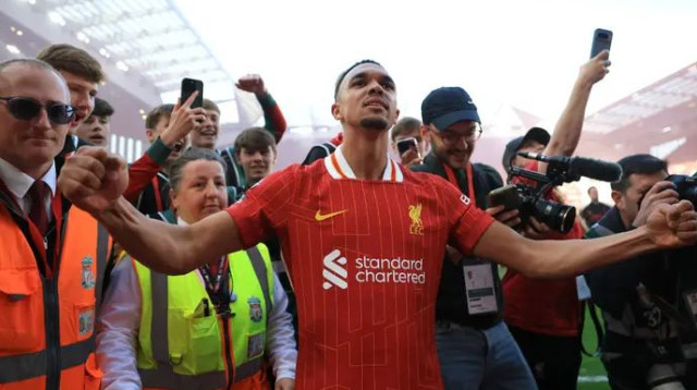 יעזוב או ימשיך? טרנט אלכסנדר-ארנולד (צילום: אימג'בנק  GettyImages)