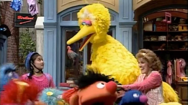 רות באזי ברחוב סומסום (צילום: IMDB)