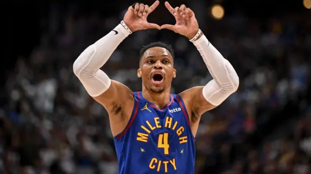 כן, זה אמיתי: האחוזים שלו גבוהים משל סטף קרי. ווסטברוק (צילום: GettyImages, AAron Ontiveroz/The Denver Post)