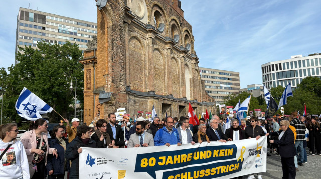 צעדת צאצאי הנאצים (צילום: יניב רוזנברג)