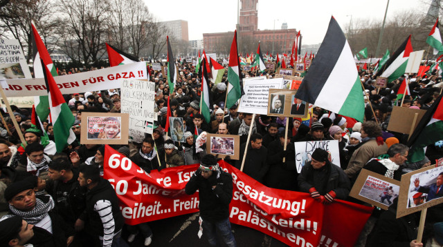 הפגנות פרו פלסטיניות בגרמניה (צילום: רויטרס)