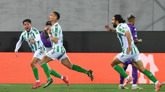 שחקן ריאל בטיס אנטוני חוגג (צילום: רויטרס)