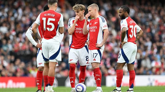 שחקני ארסנל (צילום: Stuart MacFarlane)