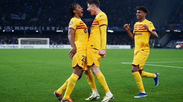 לבנדובסקי וקונדה (צילום: Mateo Villalba)