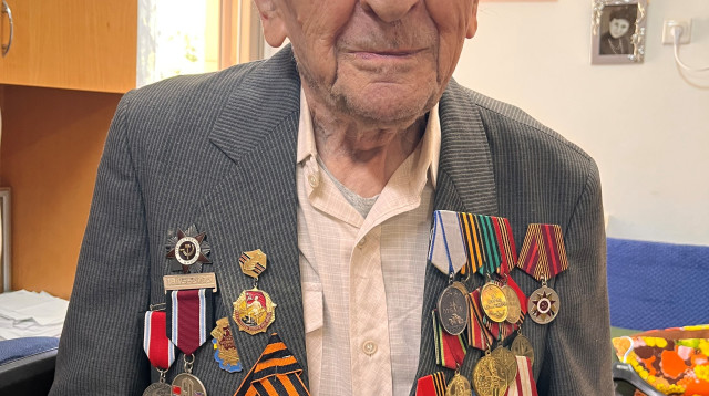 ליאוניד סנדלר (צילום: עמיגור)