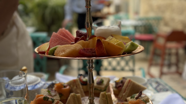 שעת התה במלון אמריקן קולוני (צילום: מיטל שרעבי)