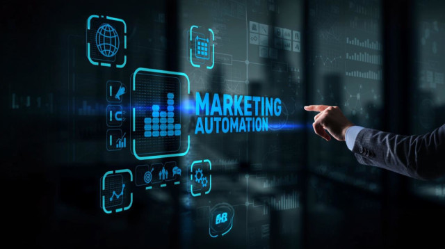 אוטומציה מתקדמת בשיווק - יעילות חכמה עם נגיעה אנושית (צילום: FREEPIK)