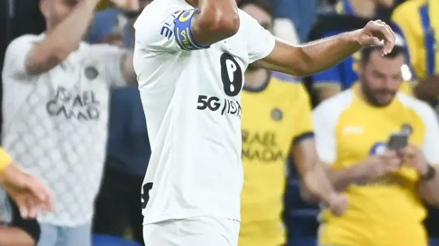 לכל שער יש משמעות. ערן זהבי (צילום: ברני ארדוב)