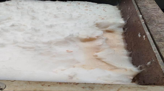 שפכים רעילים (צילום: מט"ש שוקת)