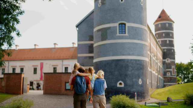 טירת פאנמונה, ליטא (צילום: Simas Bernotas)