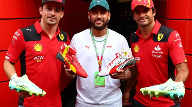 ניימאר עם נהגי פרארי בפורמולה 1 (צילום: Dan Istitene - Formula 1)