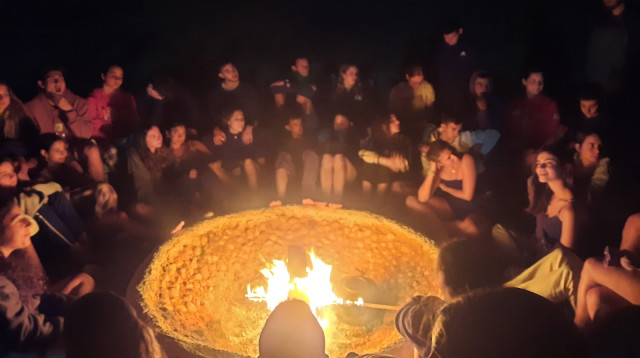 גבורה במדורה (צילום: צילום פרטי)