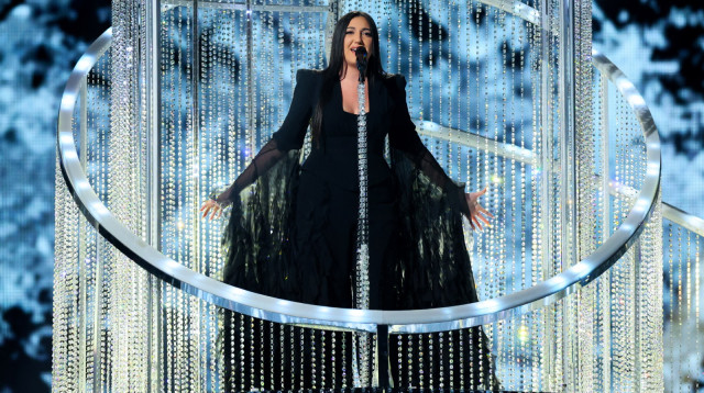 יובל רפאל בביצוע באירוויזיון (צילום: רויטרס)