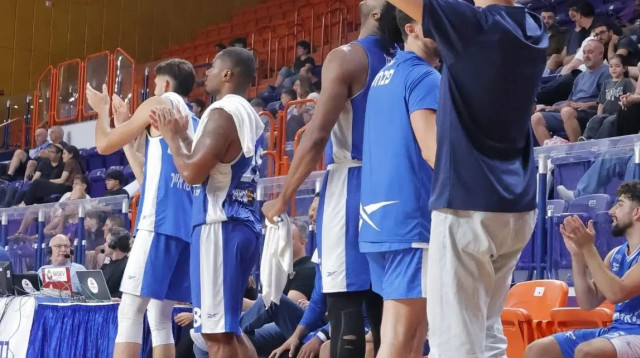 שחקני הפועל אילת (צילום: אתר רשמי, מנהלת ליגה לאומית Winner)