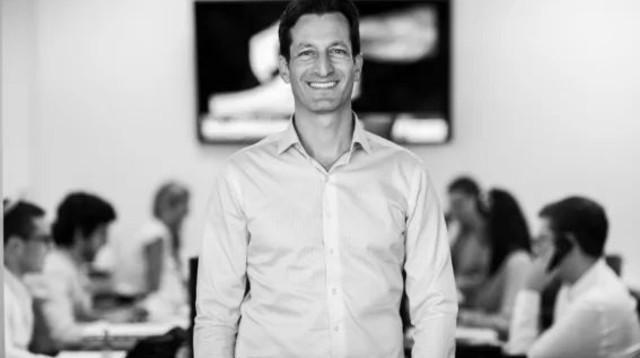 רוס קסטין הבעלים החדש של מכבי נתניה (צילום: באדיבות אתר חברת "Aliya")