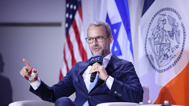 אדם בוהלר (צילום: מרק ישראל סלם)