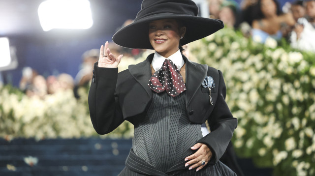 ריהאנה במט גאלה 2025 (צילום: רויטרס)