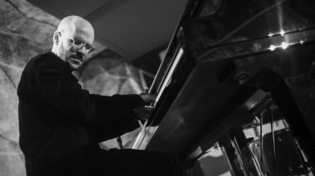 תומר בר (צילום: MUPERPHOTO)