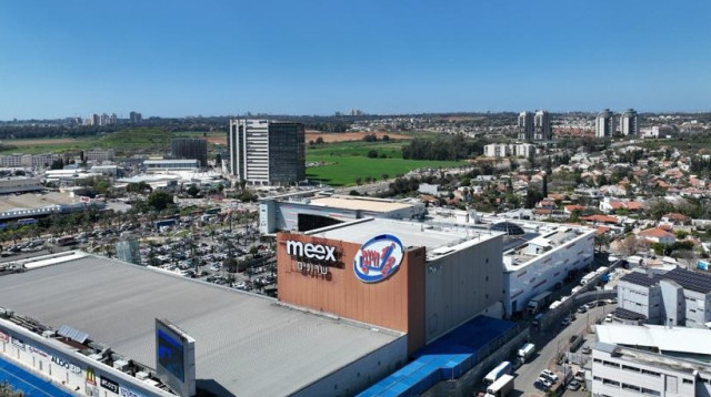 מתחם MEEX שרונים  (צילום: קסם הדמיות)