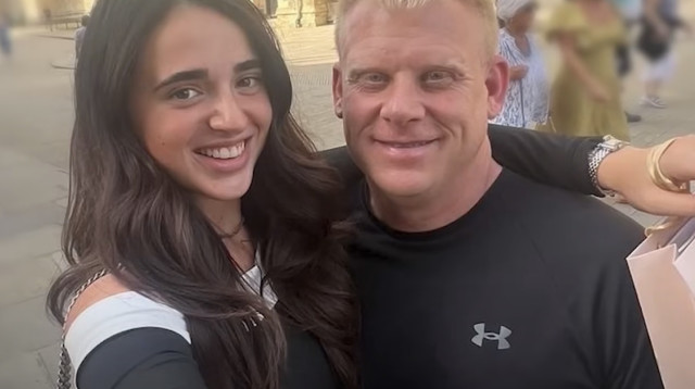 אלי בת 21 ומארק בן 44, בקשר למרות פער הגילאים (צילום: צילום מסך מתוך אינסטגרם)