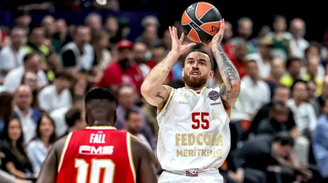 ג'יימס בפעולה (צילום: אימג'בנק  GettyImages, Fadel SENNA / AFP)