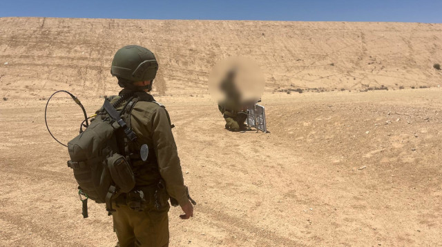 צוערי קורס קצינים (צילום: אבי אשכנזי)