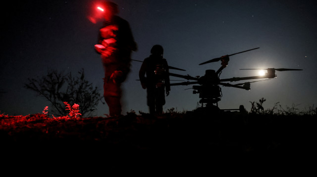 חיילים אוקראינים במלחמה נגד רוסיה (צילום: רויטרס)