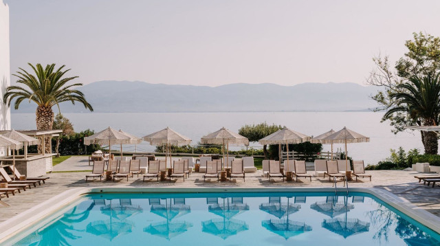 בראון ביץ' בחלקידה יוון (צילום: Giorgos Sideris)