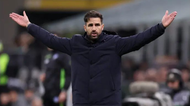 ססק פברגאס נאמן לקומו (צילום: רויטרס)