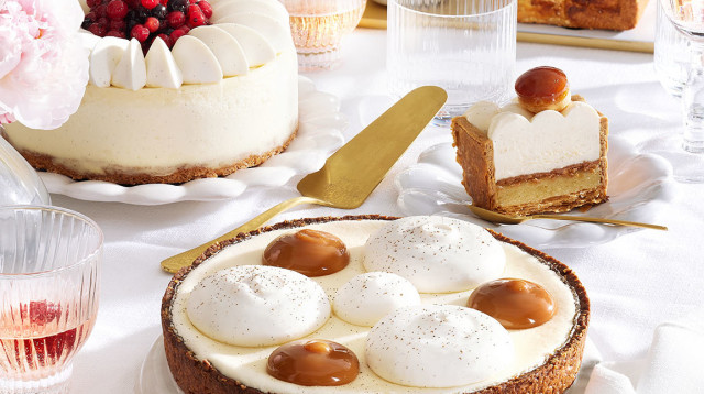 רולדין עם עוגות גבינה מושלמות (צילום: רונן מנגן)