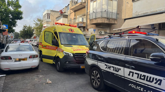 חשד לרצח אזרח זר בשכונת התקווה (צילום: מד"א)