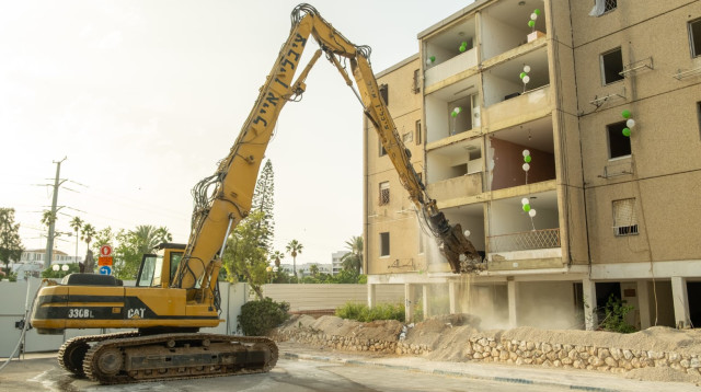אירוע ההריסה (צילום: ולדימיר ביחובסקי)