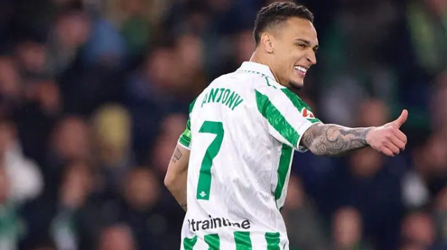 "מאושר". אנטוני (צילום: אימג'בנק  GettyImages, Fran Santiago)