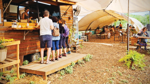 עגלת "קפה יער", בית לחם הגלילית (צילום: באדיבות בית העסק)